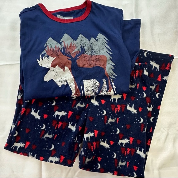 Eddie Bauer Other - Eddie Bauer blue‎ red fleece pajama set boys M 10-12 moose winter trees